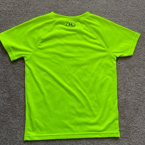 Under Armour shirt - Picture 4 of 4